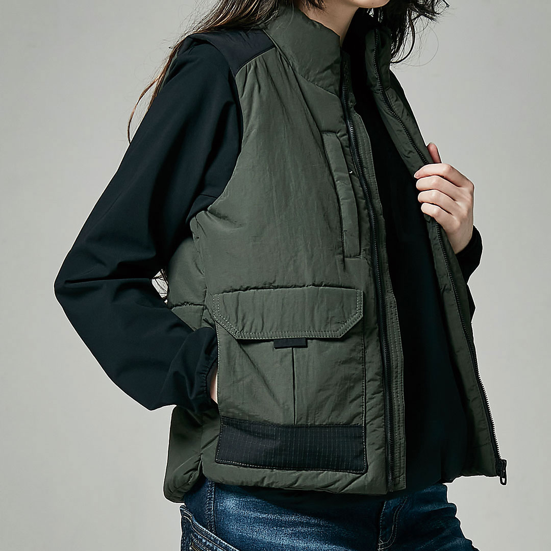 グリーン 作業着 仕事服 オシャレ コーディネート