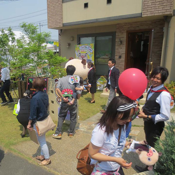 イベント大盛況！見慣れぬ頭が！/朝日住宅株式会社