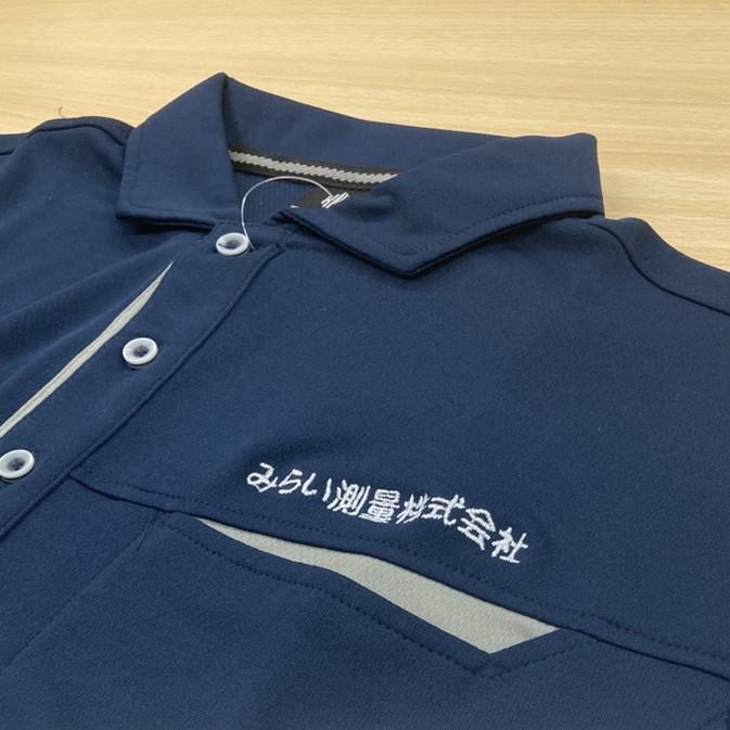 ネイビー×銀】小倉屋長袖ポロシャツの刺繍加工｜作業服・ワークウェア 